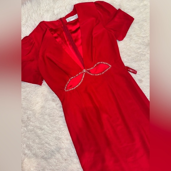 NWOT Mac Duggal 2630 Plunge Neck Embellished Cut Out Gown Red Sz 8 - Picture 3 of 6